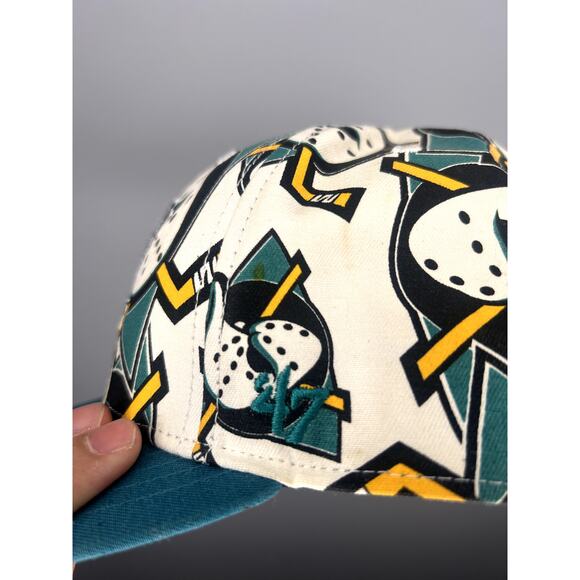 Vintage Anaheim Mighty Ducks NHL Hockey AOP Snapback Hat - Picture 5 of 8